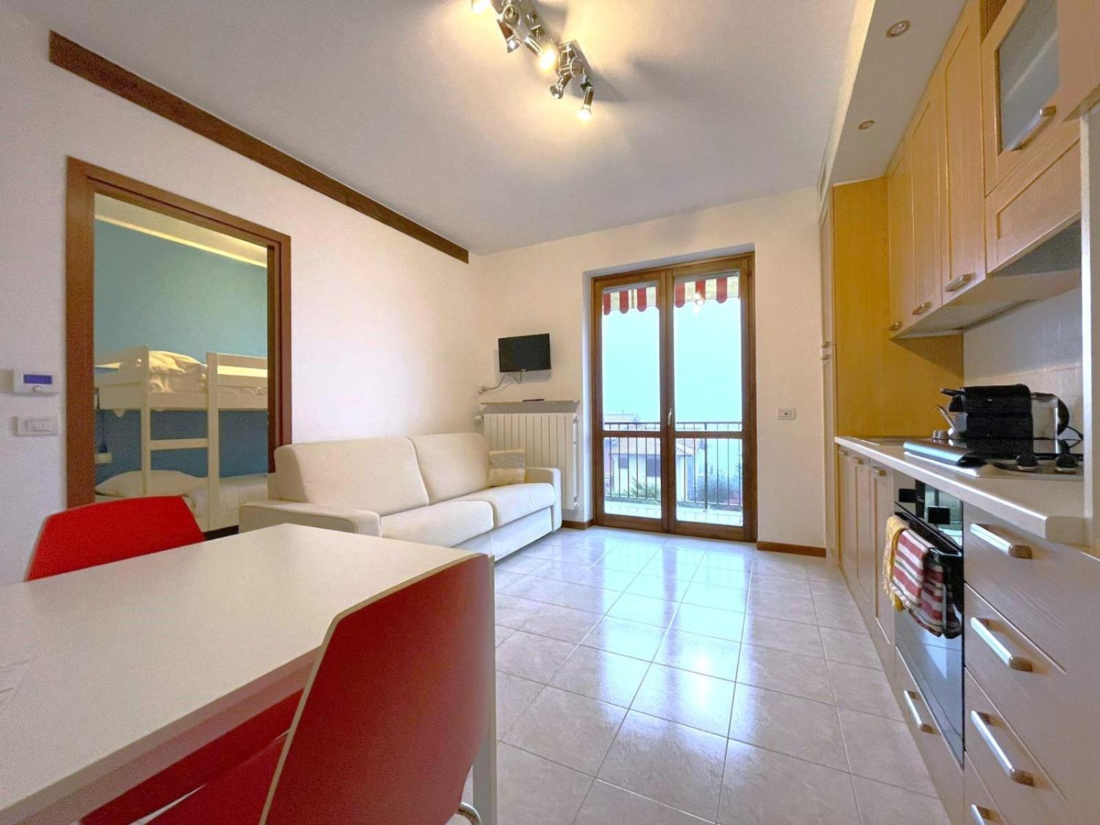 Happy Guest Apartments - Lake View And Pool ริวา ดิ ซอลโต ภายนอก รูปภาพ